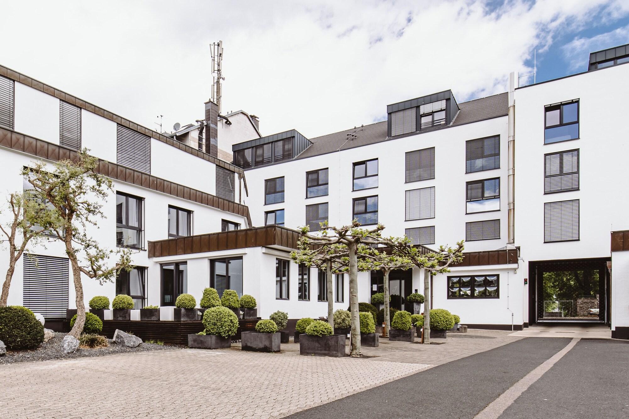 &Repeat Koeln Airport Hotel Luaran gambar